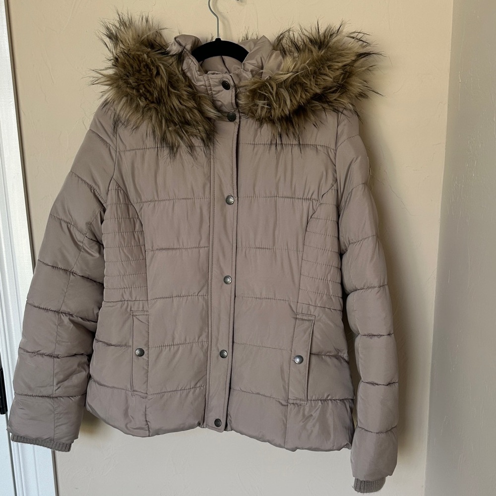 Abercrombie & Fitch Beige Puffer Jacket with Faux Fur Trim